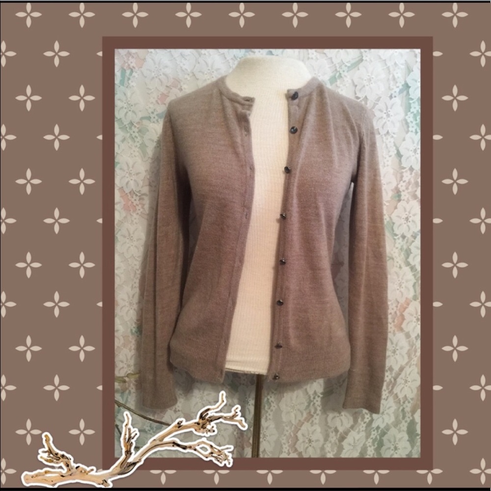 New York & Company button front brown cardigan XS